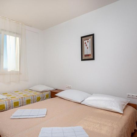 Seaview Apartments Grizelj Duće Rum bild